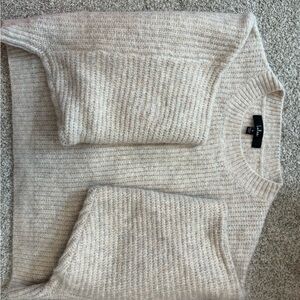 Lulu's  Cream Cropped Sweater